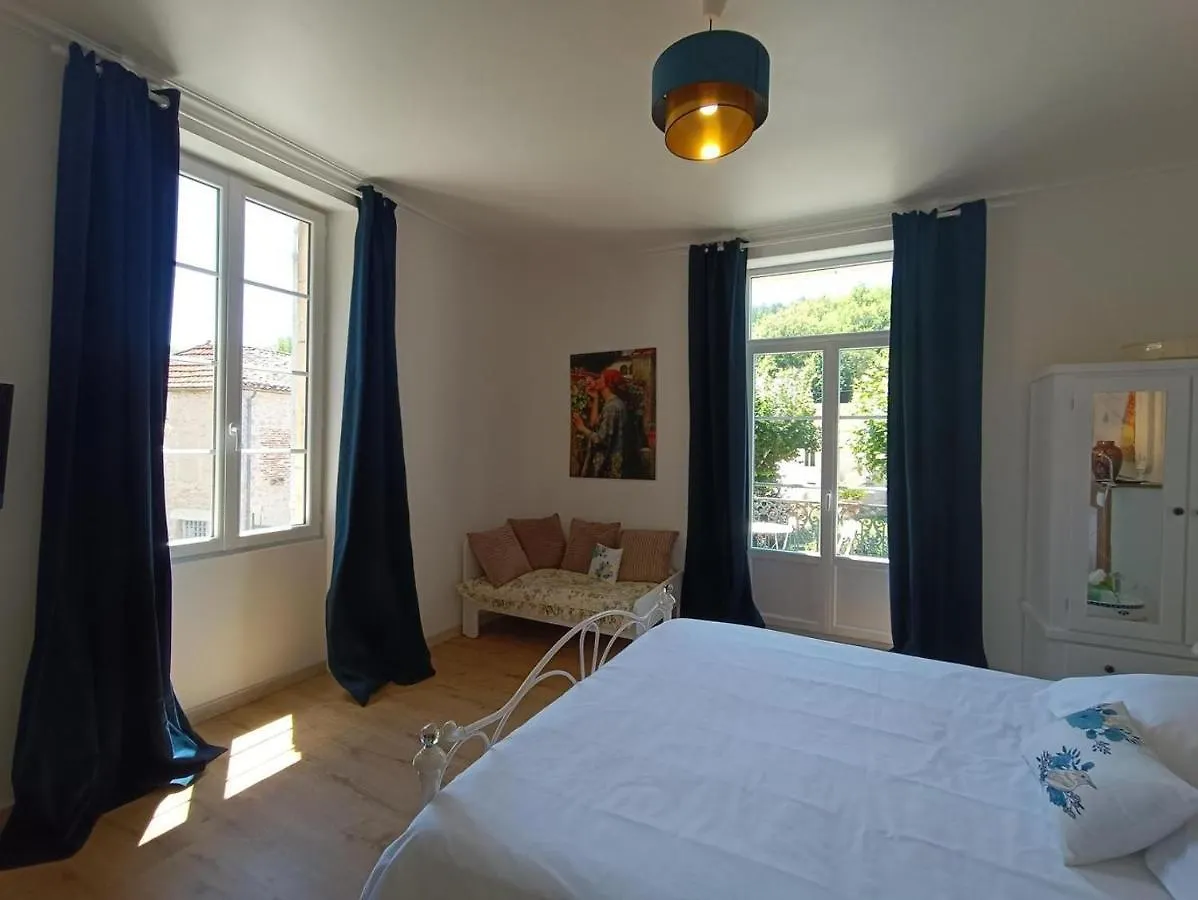 Bed & Breakfast Maison Sur Le Lot Saint-Vincent-Rive-d'Olt